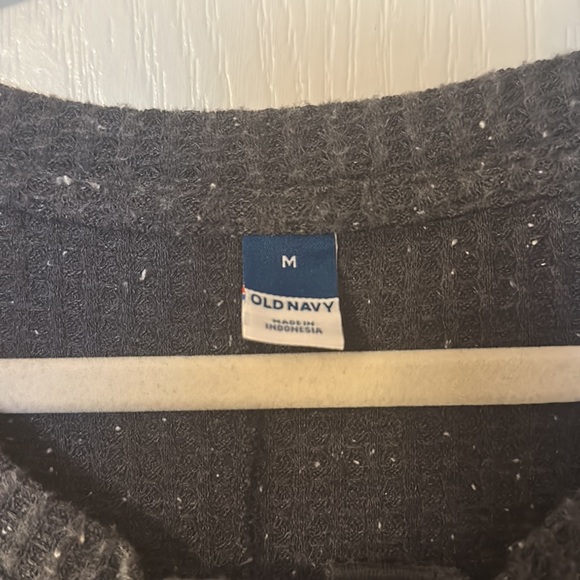 Old Navy Lounge Long Sleeve, Size Medium - Picture 2 of 2